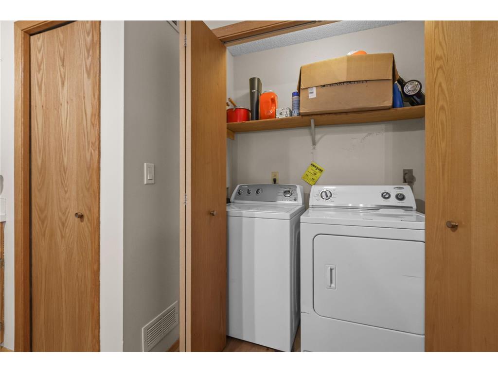 1795 Donegal Drive #8 Woodbury MN 55125 7108456 image17