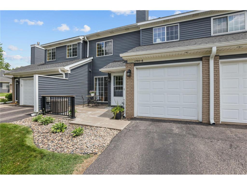 1795 Donegal Drive #8 Woodbury MN 55125 7108456 image2