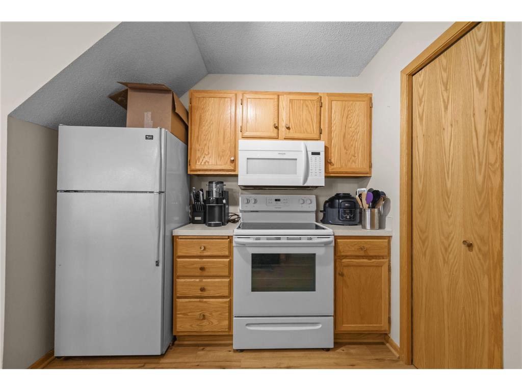1795 Donegal Drive #8 Woodbury MN 55125 7108456 image9