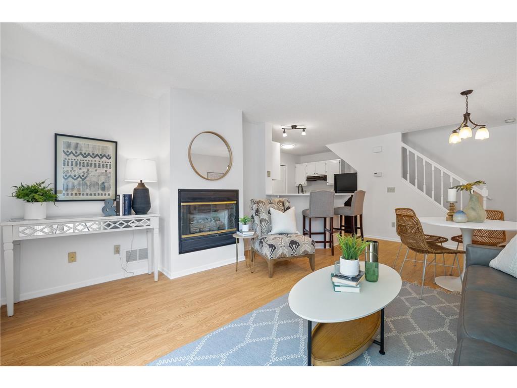 1795 Donegal Drive #9 Woodbury MN 55125 6407815 image1