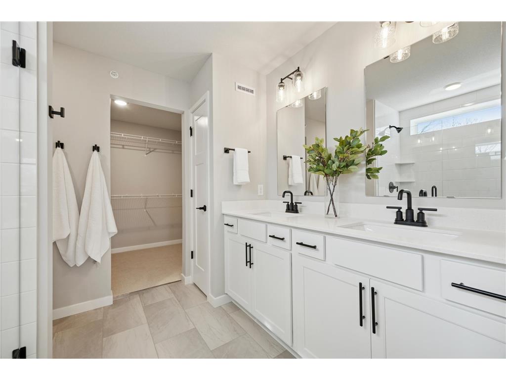 17967 Genoa Drive Lakeville MN 55044 7020940 image24