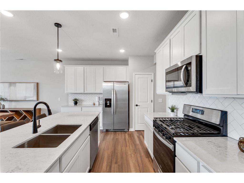 17967 Giants Way Lakeville MN 55044 7039834 image3