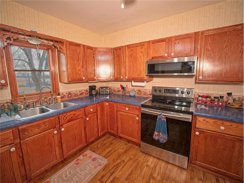17969 240th Street Hutchinson MN 55350 7027843 image10