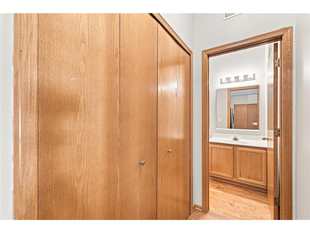 17973 Cobblestone Way Eden Prairie MN 55347 7110509 image17