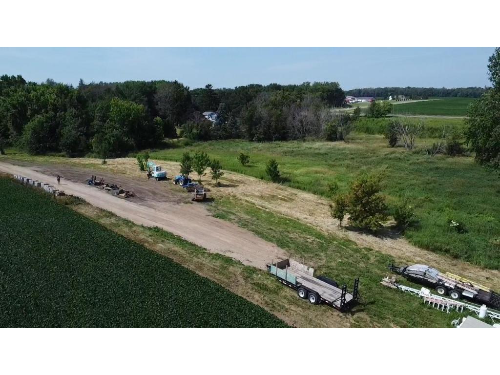 17976 320th St New Prague MN 56071 7035762 image2
