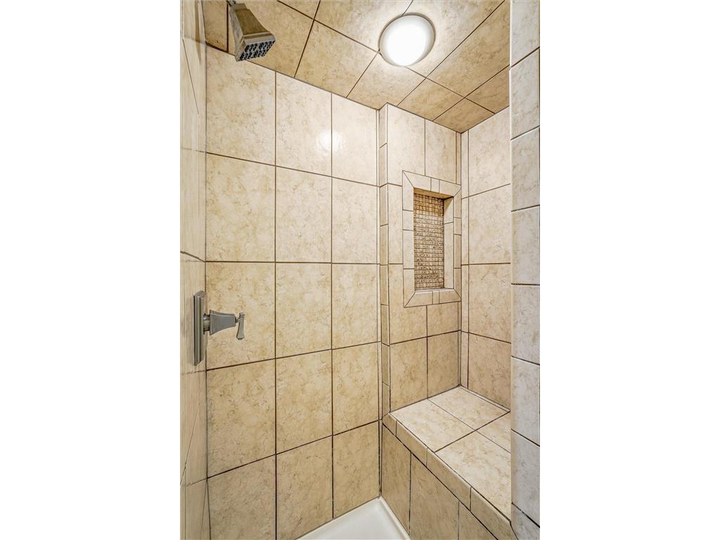 1799 Lindy Avenue Roseville MN 55113 6816472 image37