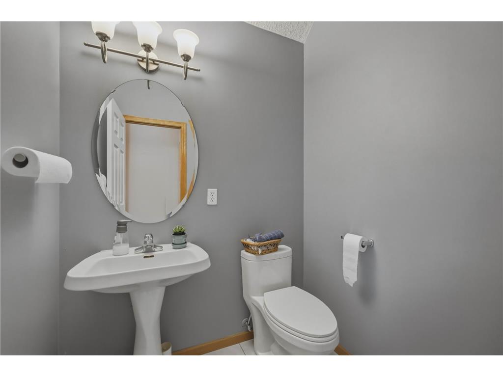17993 89th Place N Maple Grove MN 55311 7091904 image11
