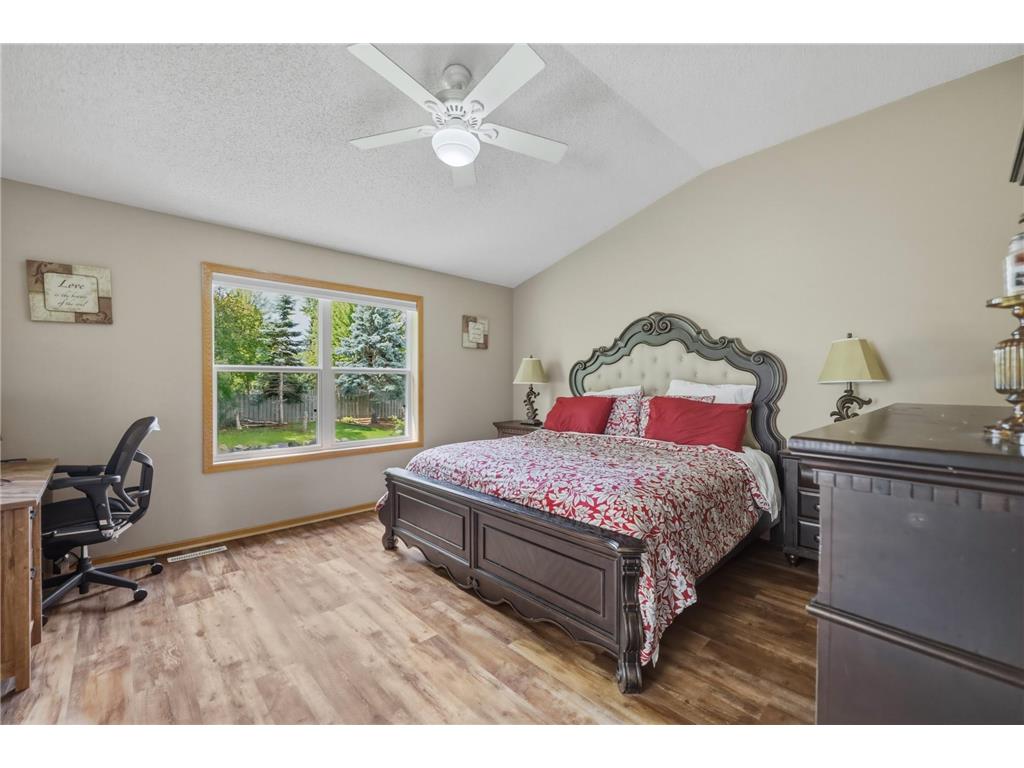 17993 89th Place N Maple Grove MN 55311 7091904 image13