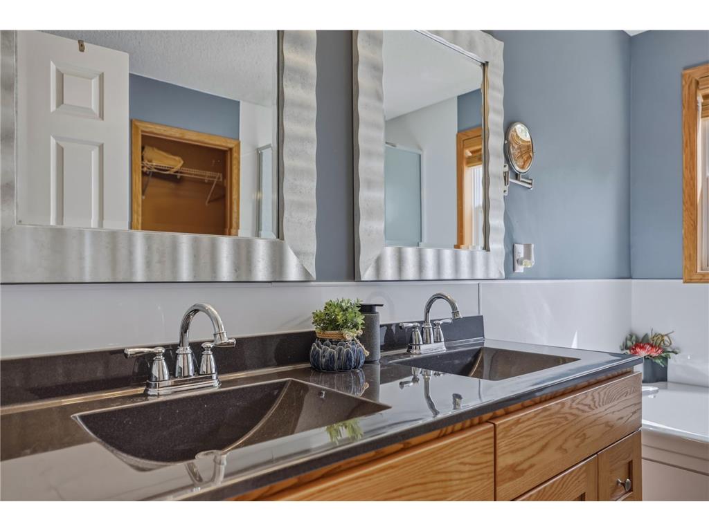 17993 89th Place N Maple Grove MN 55311 7091904 image14
