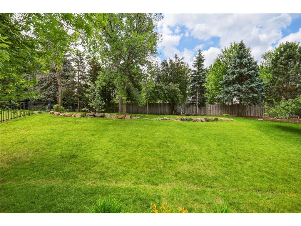17993 89th Place N Maple Grove MN 55311 7091904 image27