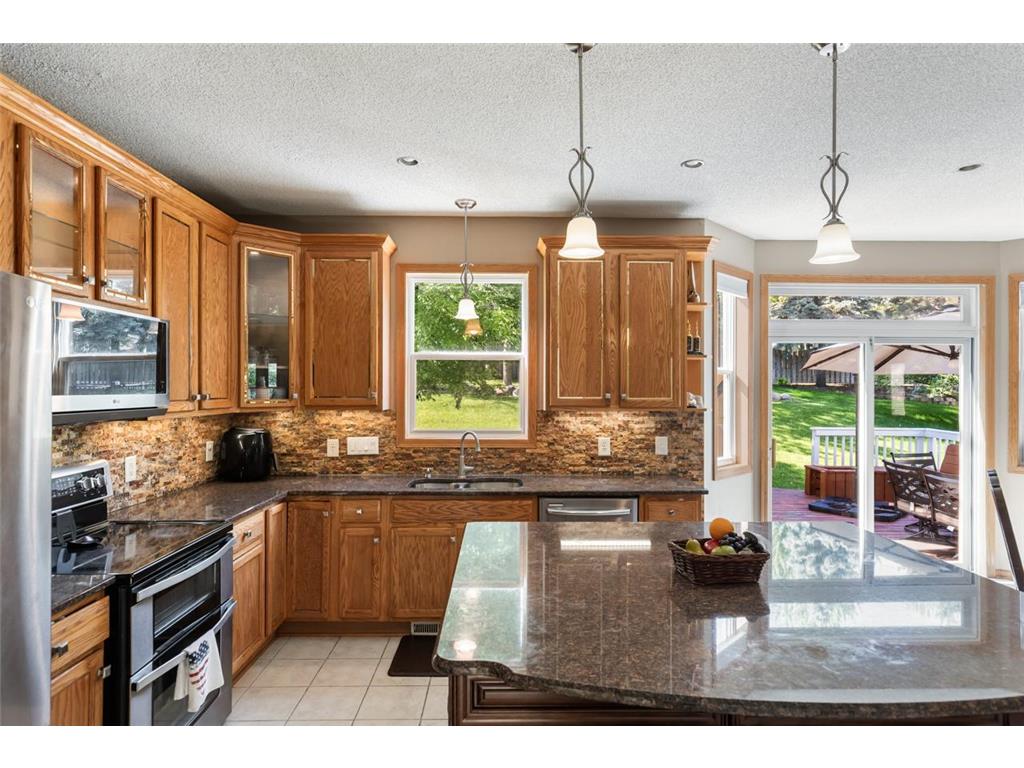 17993 89th Place N Maple Grove MN 55311 7091904 image3