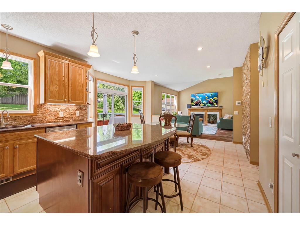 17993 89th Place N Maple Grove MN 55311 7091904 image9
