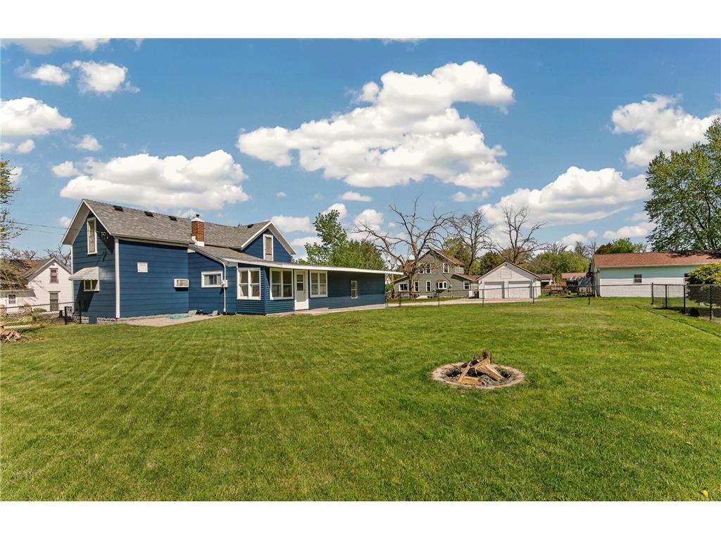 18 4th Avenue NE Dodge Center MN 55927 7072280 image3
