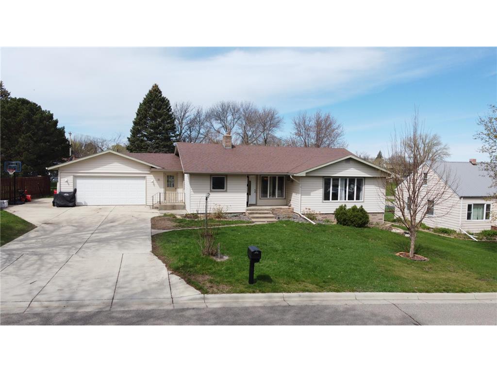 18 5th Avenue NE Elbow Lake MN 56531 6521068 image1