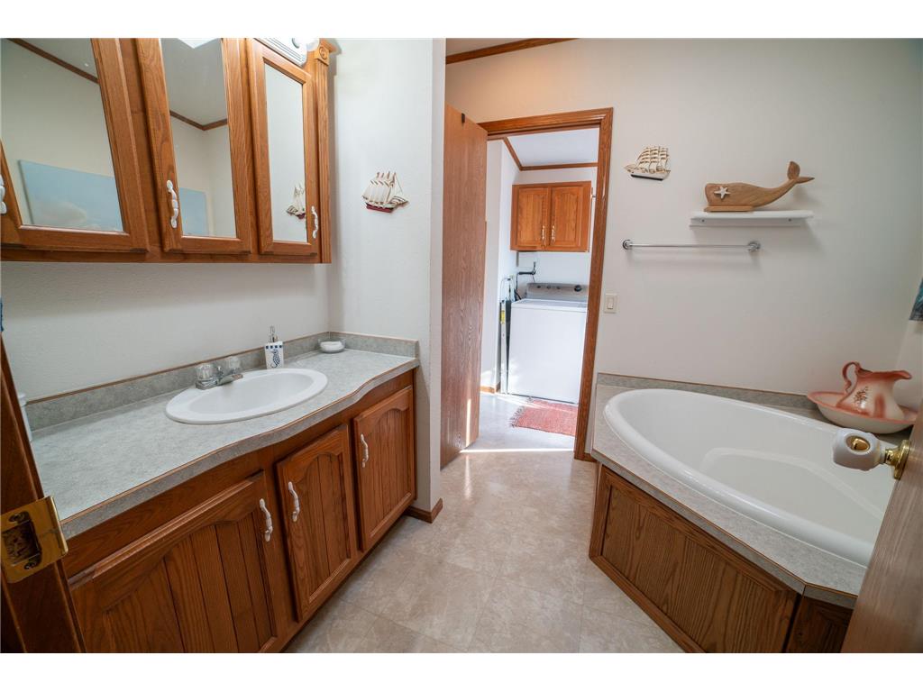 18 Cedar Avenue SE Menahga MN 56464 7072743 image11