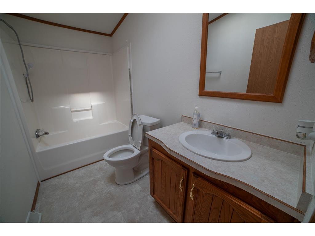 18 Cedar Avenue SE Menahga MN 56464 7072743 image9
