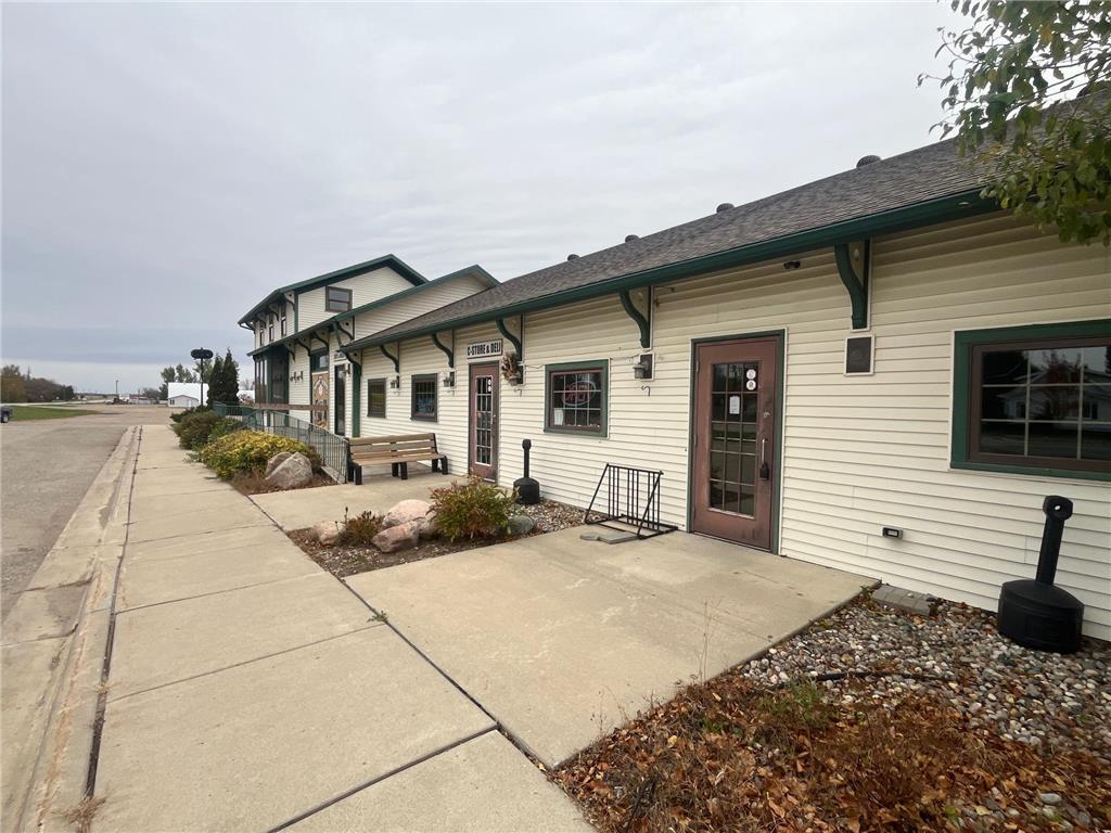 18 N Borud Street Winger MN 56592 6804623 image1