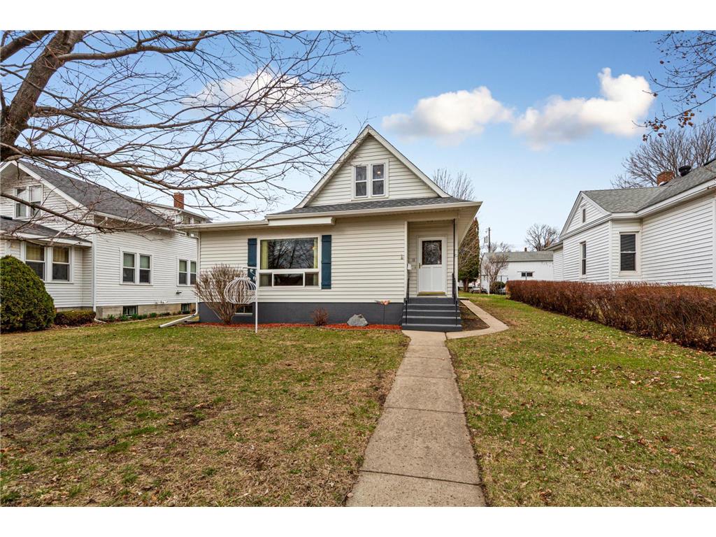 18 N Payne Street New Ulm MN 56073 7048716 image1