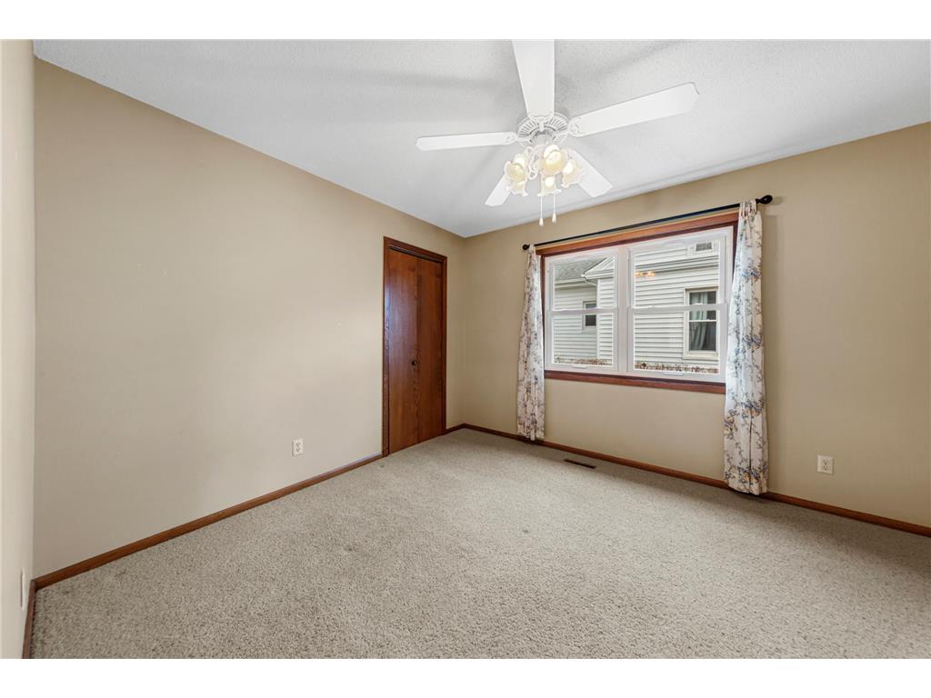 18 N Payne Street New Ulm MN 56073 7048716 image15