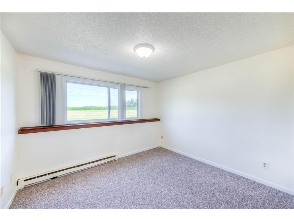 18 NE Schmitz Street Adams MN 55909 7006896 image5