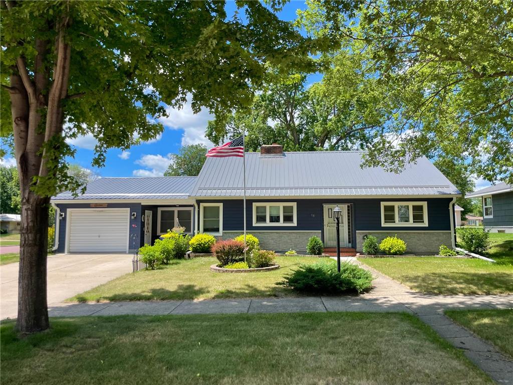 18 S Paffrath Avenue Springfield MN 56087 7103198 image1