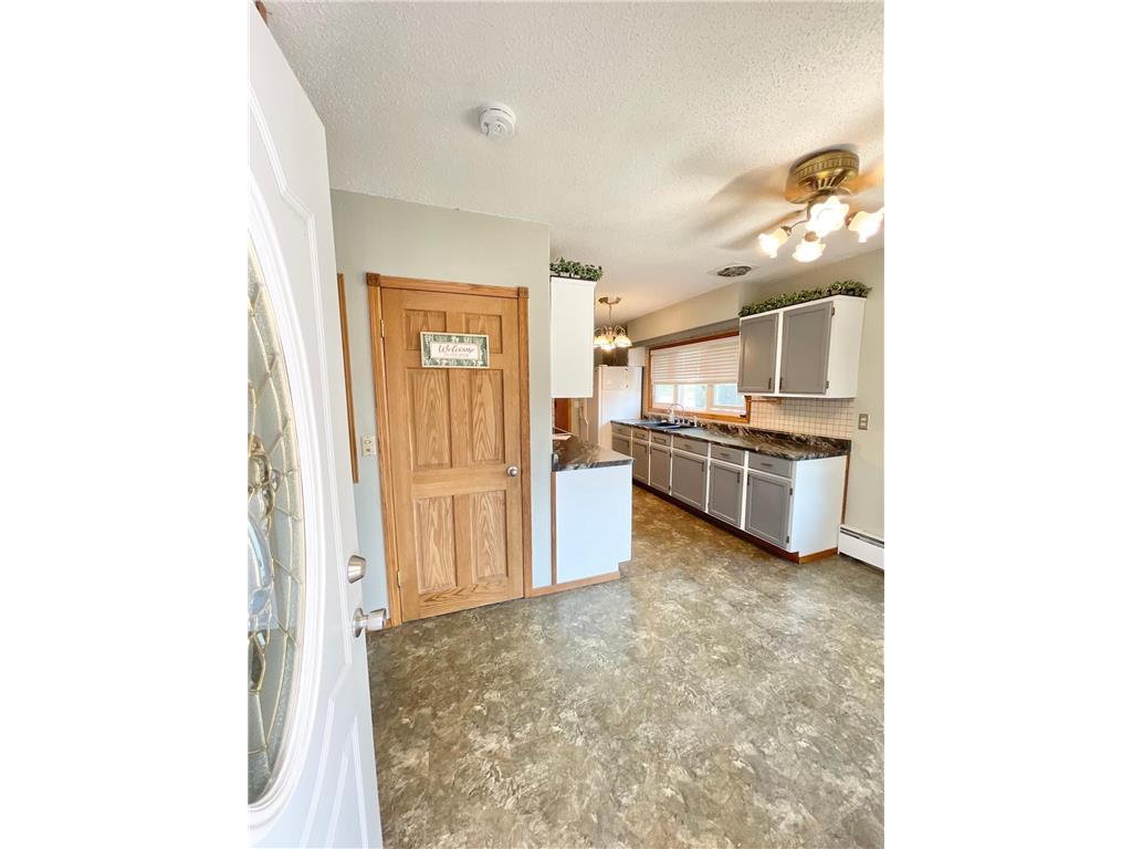 18 S Paffrath Avenue Springfield MN 56087 7103198 image9