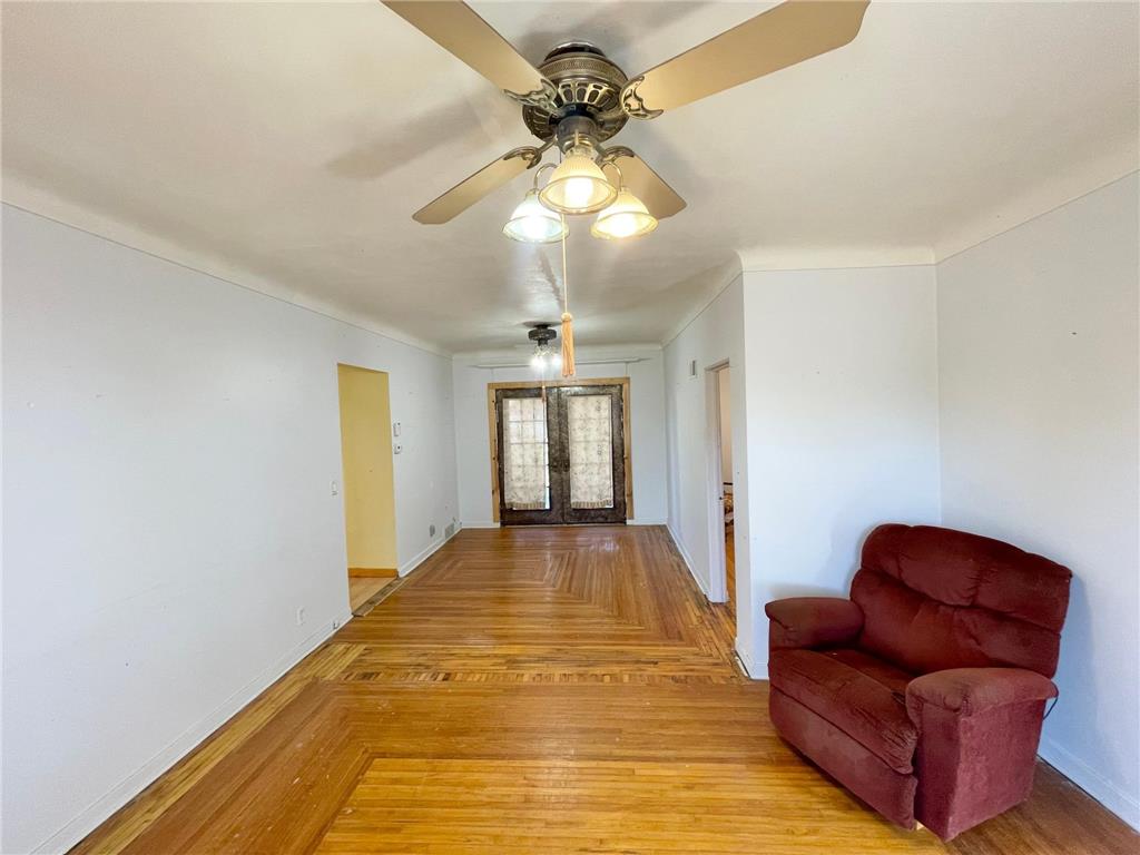 18 S Spring Avenue Springfield MN 56087 6804231 image17