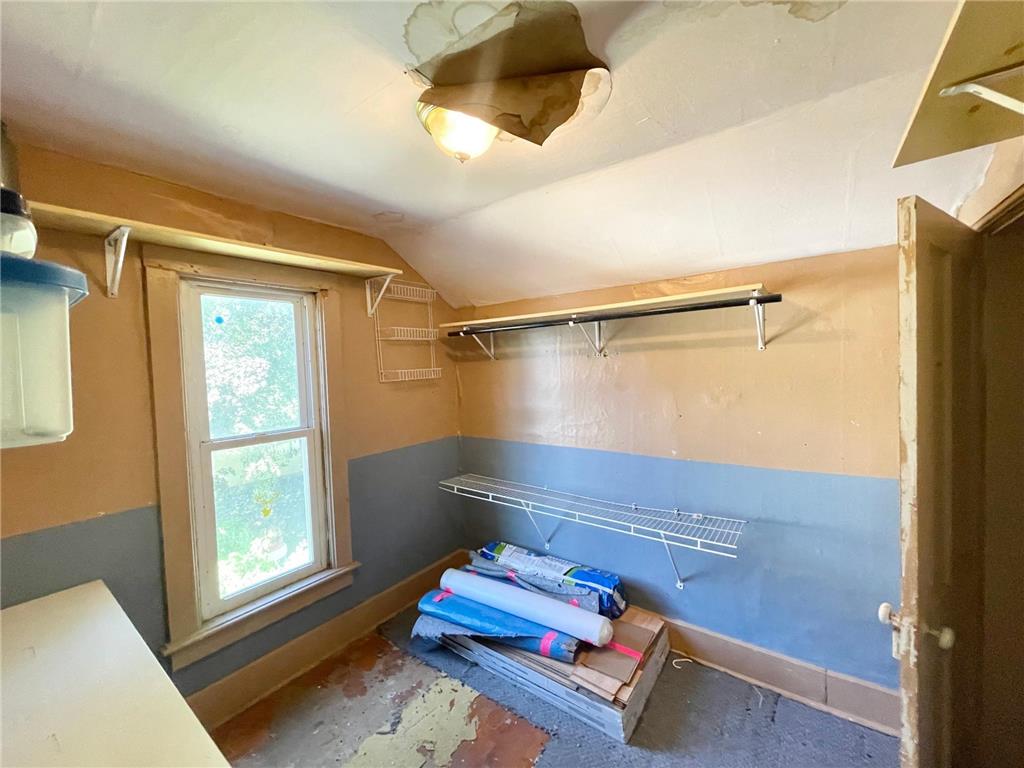 18 S Spring Avenue Springfield MN 56087 6804231 image31