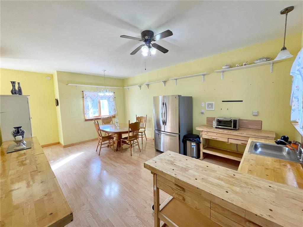 18 S Spring Avenue Springfield MN 56087 6804231 image9