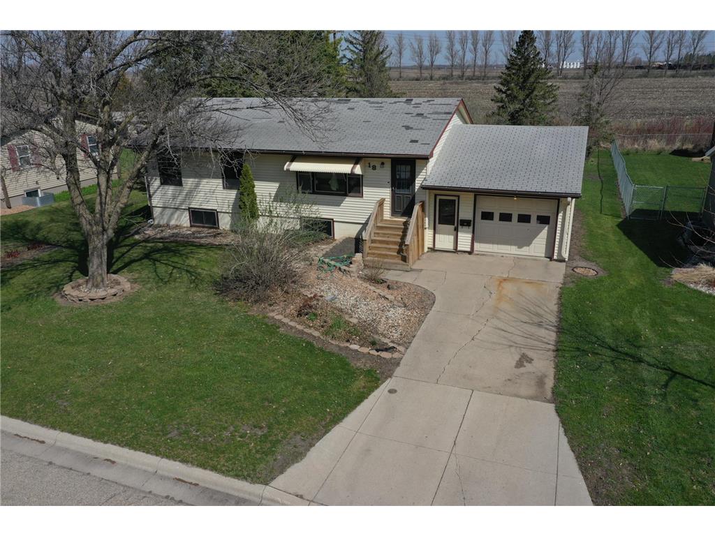 18 Westwood Acres Morris MN 56267 6530237 image1