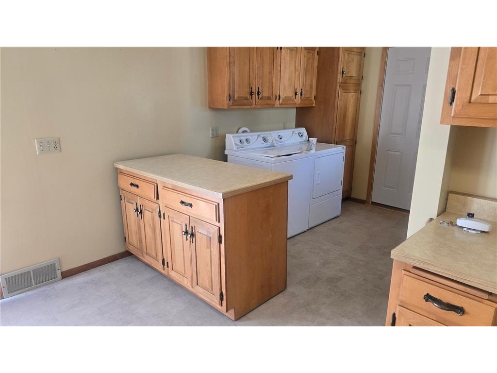 180 3rd Avenue NE Trimont MN 56176 6785280 image27