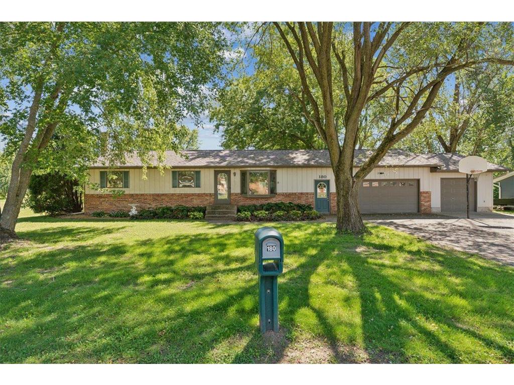 180 8th Avenue Clear Lake WI 54005 6589302 image1