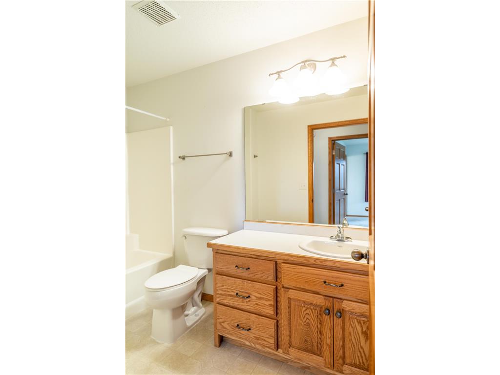 180 Falcon Street Audubon MN 56511 7064905 image32