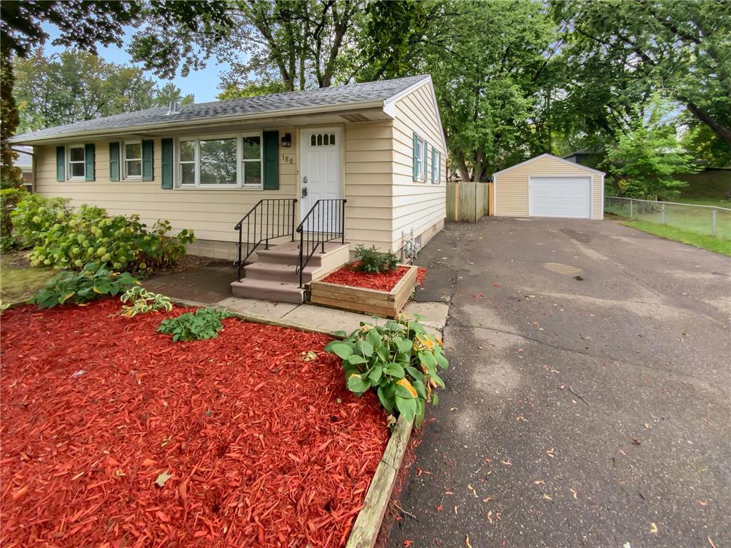 180 Grenadier Avenue N Oakdale MN 55128 6439395 image1