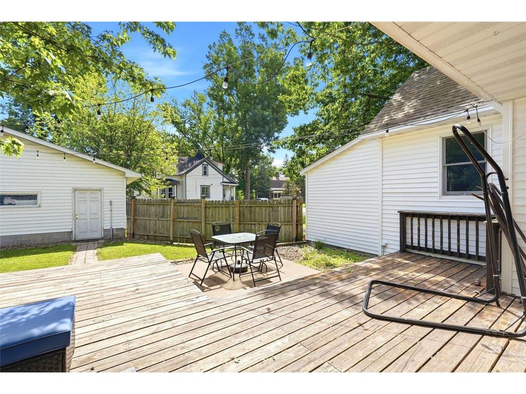 180 S Plum Street Ellsworth WI 54011 7095396 image28