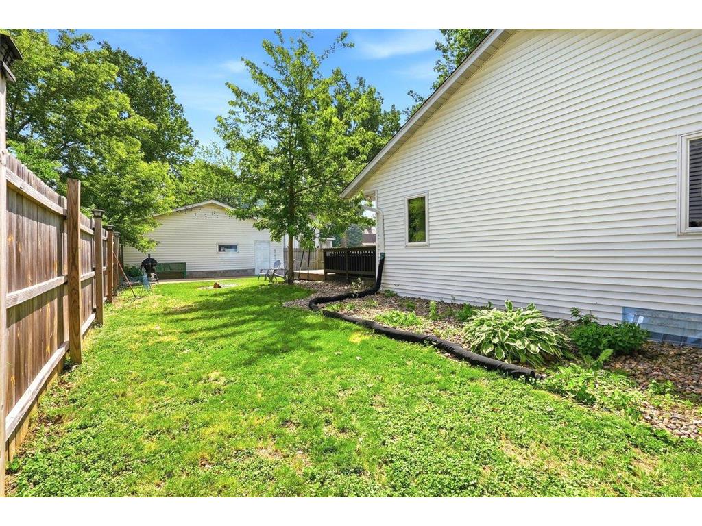 180 S Plum Street Ellsworth WI 54011 7095396 image29