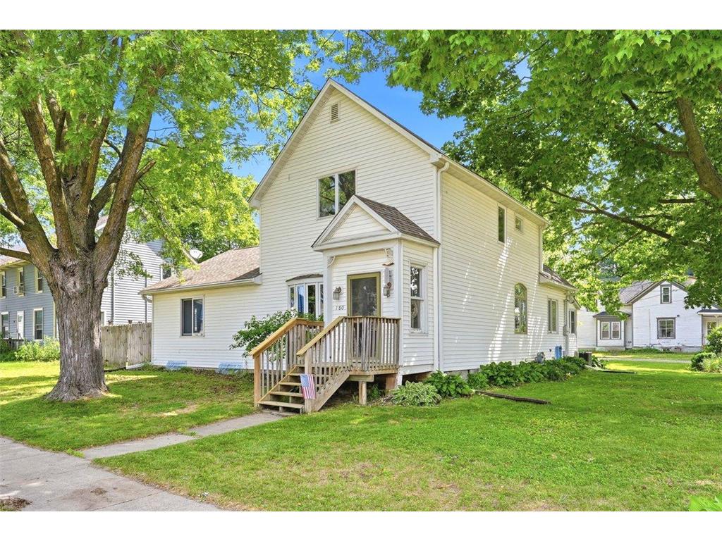 180 S Plum Street Ellsworth WI 54011 7095396 image3
