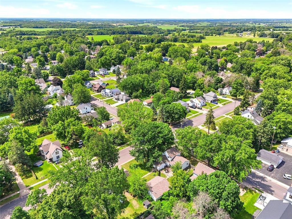 180 S Plum Street Ellsworth WI 54011 7095396 image35