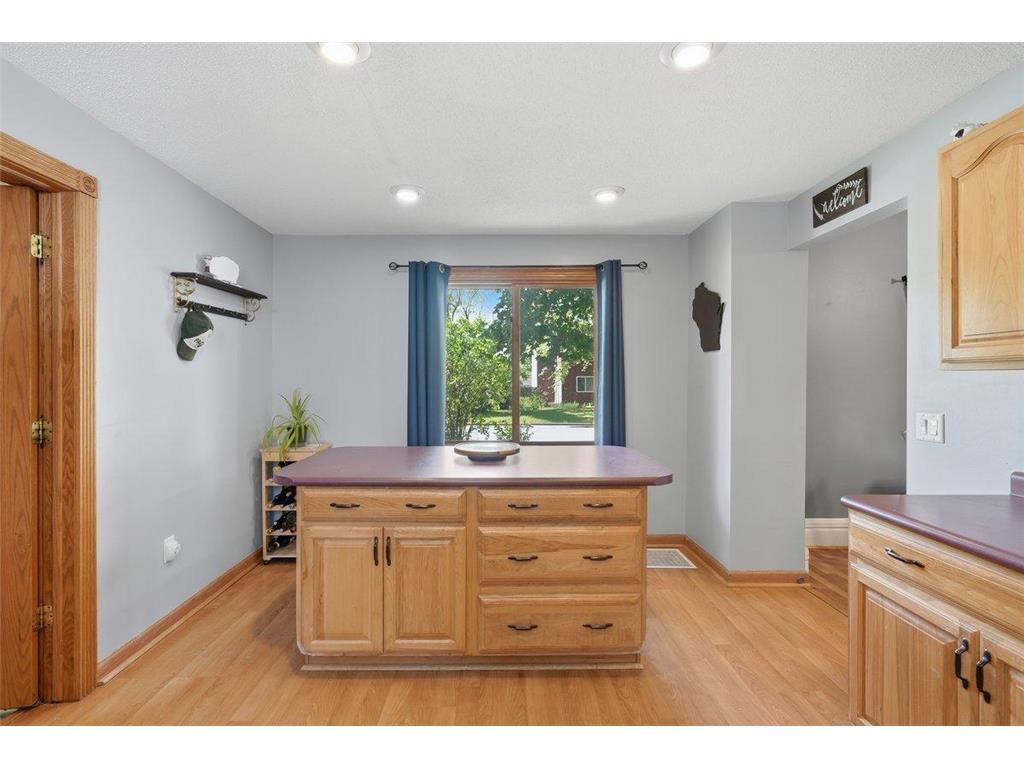 180 S Plum Street Ellsworth WI 54011 7095396 image9