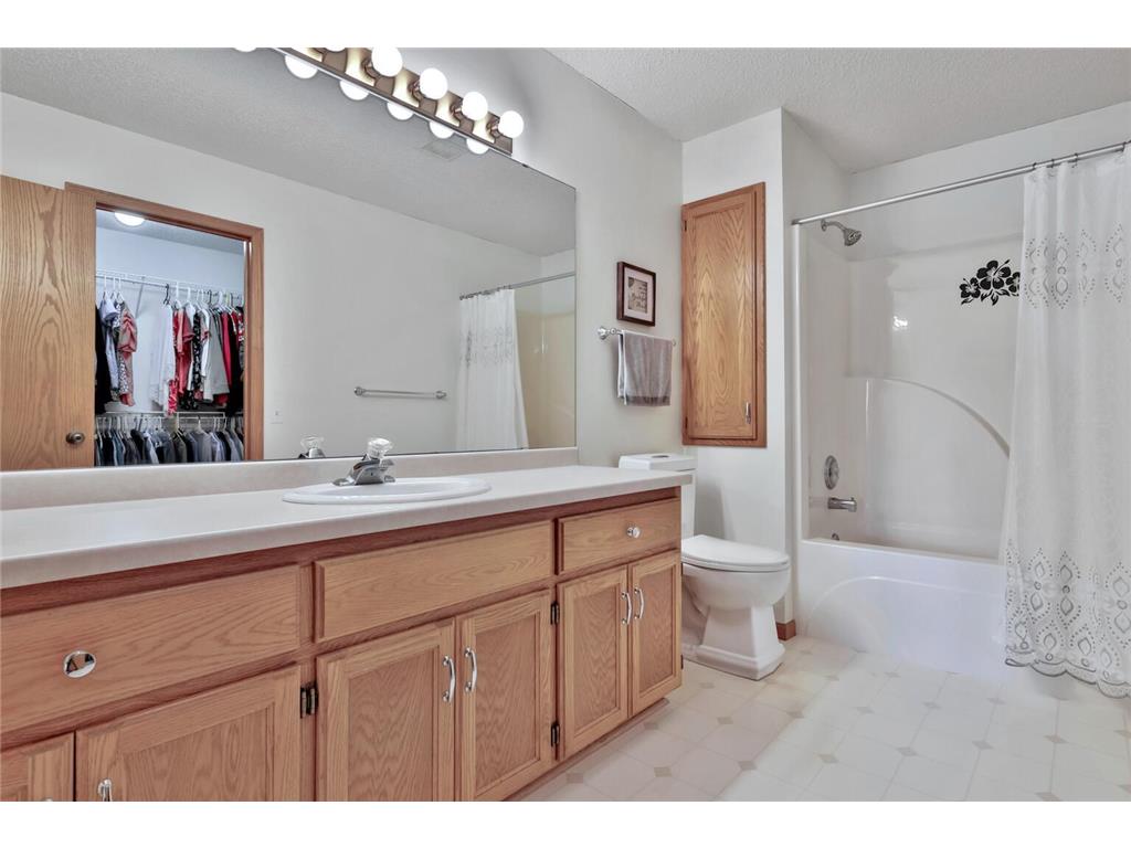 180 Wedgewood Drive Mahtomedi MN 55115 7056321 image21