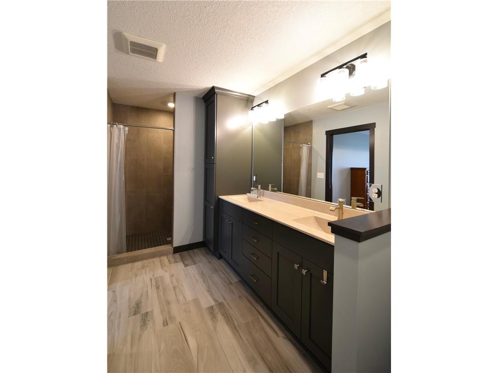 1800 20th Avenue Circle NE Kasson MN 55944 6824088 image34