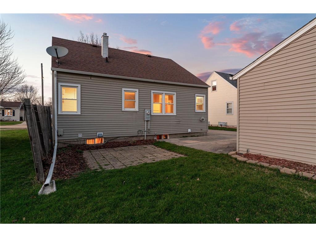 1800 2nd Avenue SE Austin MN 55912 7056339 image6