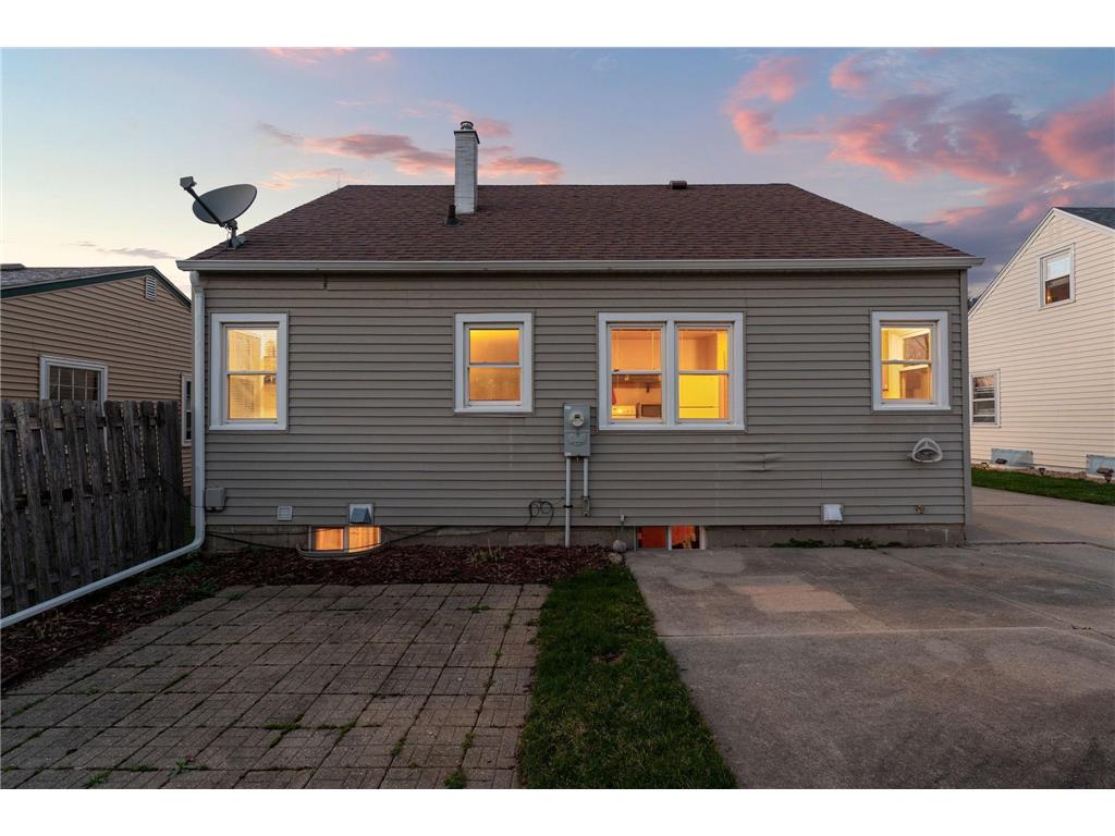 1800 2nd Avenue SE Austin MN 55912 7056339 image7