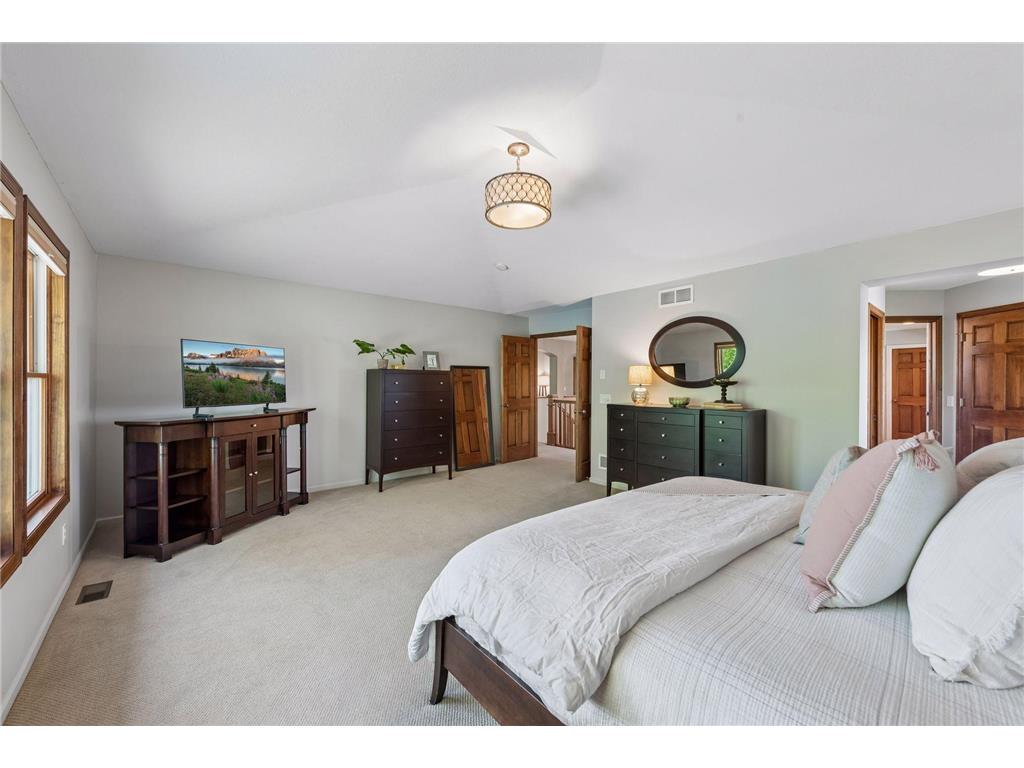 1800 Carriage Drive Victoria MN 55386 7070878 image34