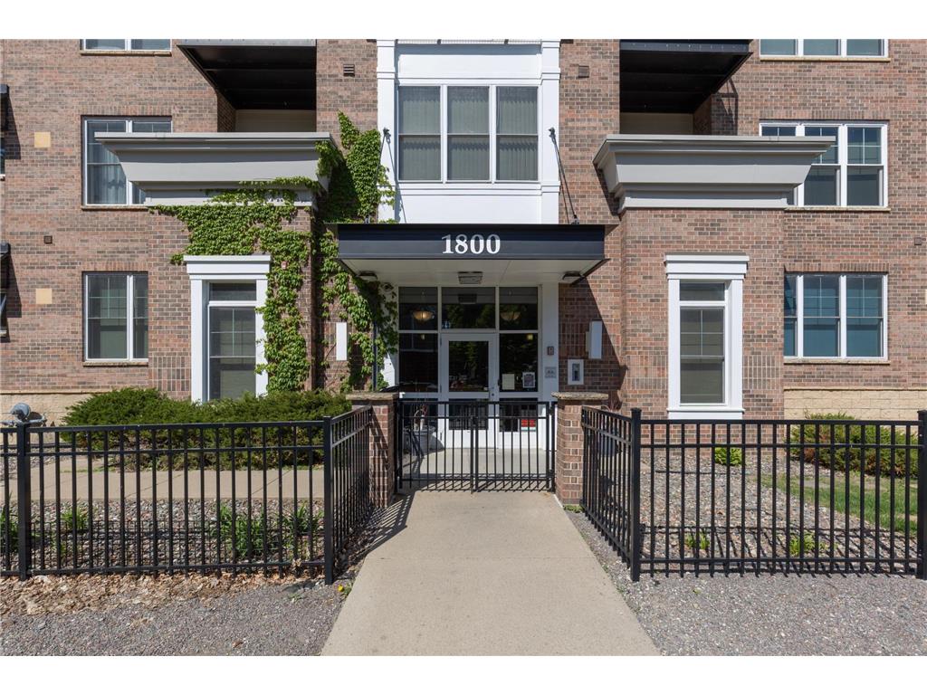 1800 Clinton Avenue #205 Minneapolis MN 55404 6722425 image1