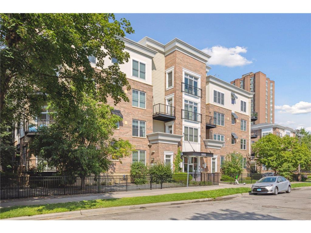 1800 Clinton Avenue #208 Minneapolis MN 55404 7052191 image42