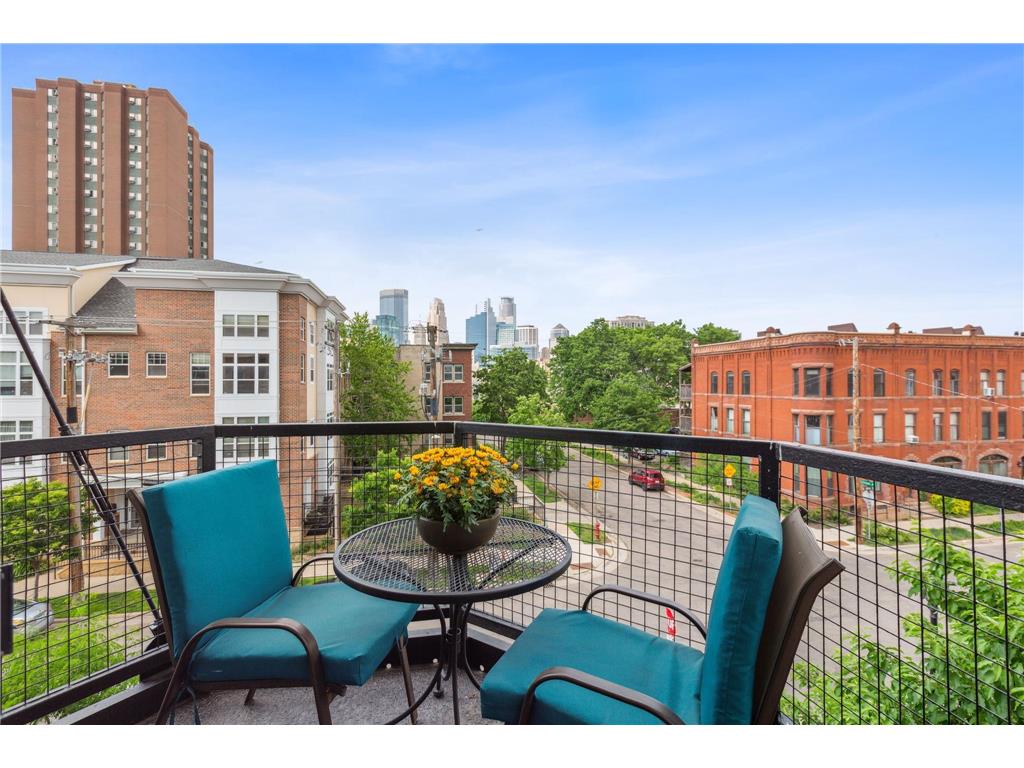 1800 Clinton Avenue #301 Minneapolis MN 55404 6374602 image1