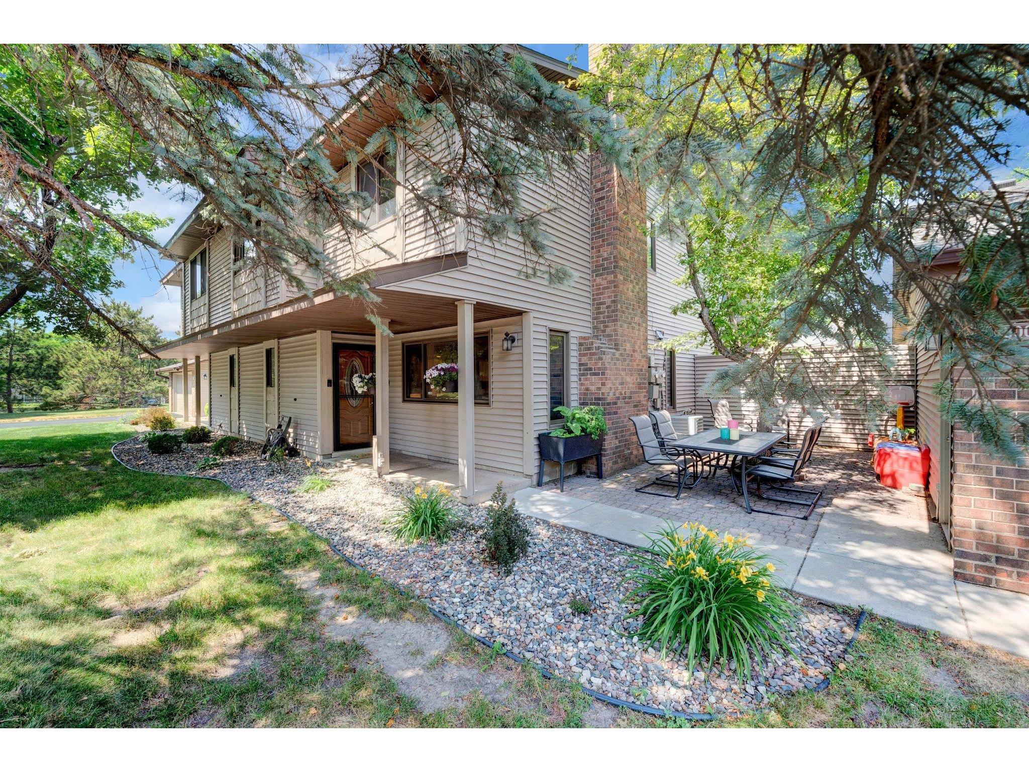 1800 Covington Lane, Eagan, MN 55122 MLS 6014354 Edina Realty