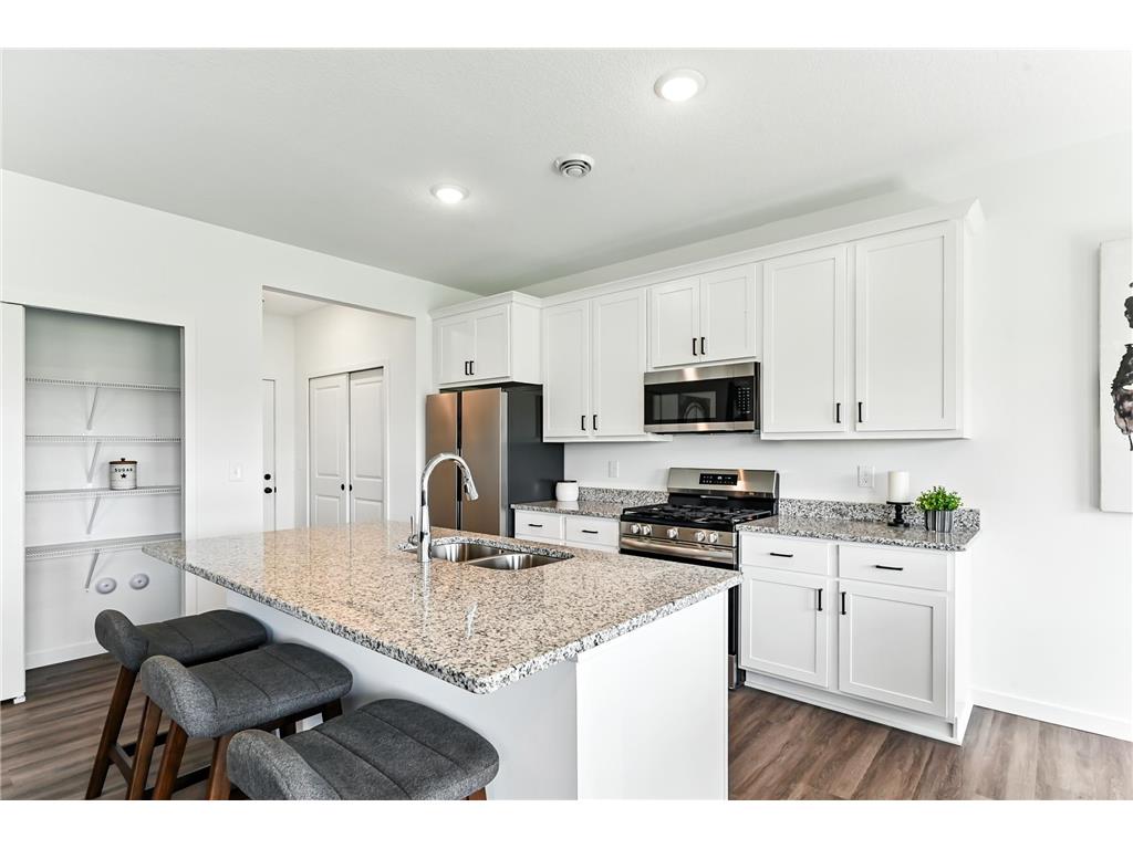 1800 Dale Place SE Pine Island MN 55963 7078001 image9