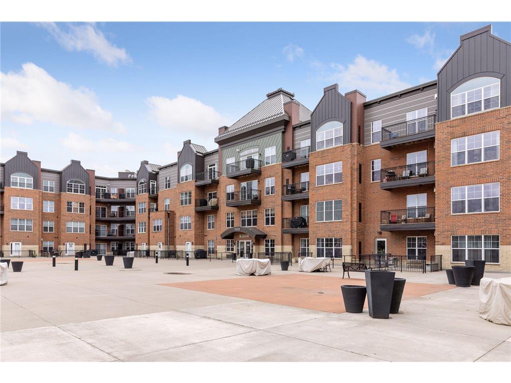 1800 Graham Avenue #300 Saint Paul MN 55116 6507522 image1